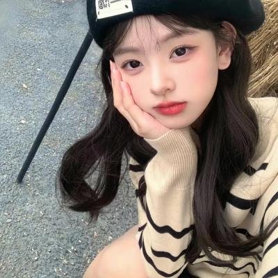 新历尽沧桑一美人